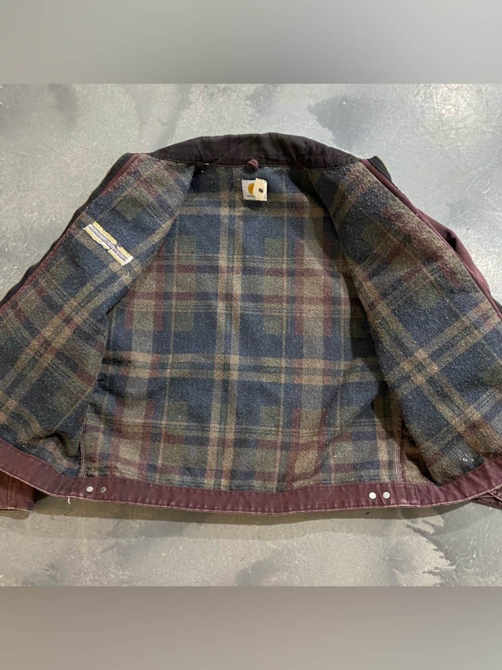Carhartt Detroit Jacket Burgundy Boxy Sz XXL ( Like Sz XL) Mens - Picture 3 of 9